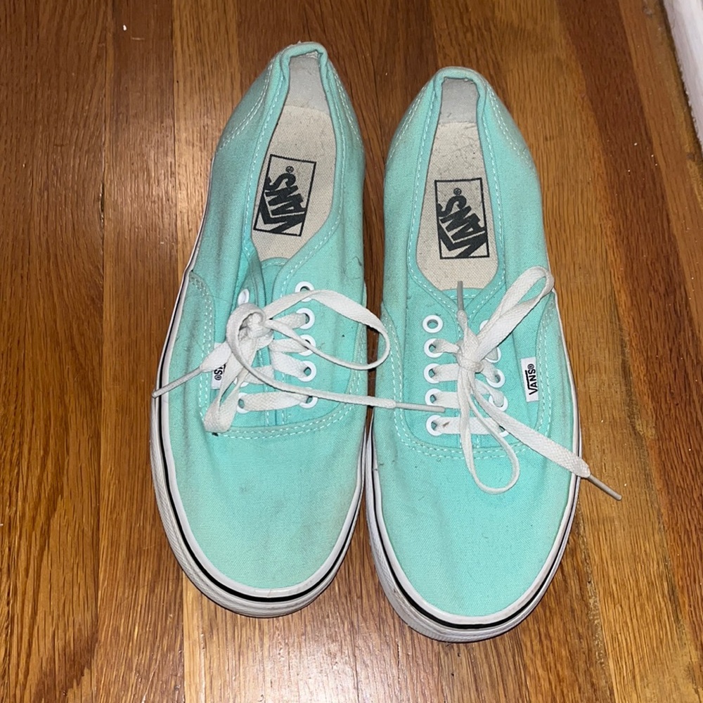 Vans off the wall teal lace up low top shoes